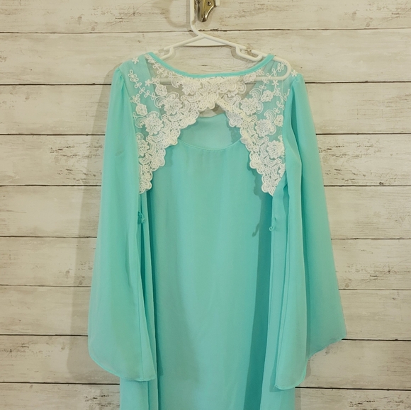 Amy Byer Girls Lace Back Flowy Chiffon Dress Missing Tie Size 8 - Picture 3 of 10